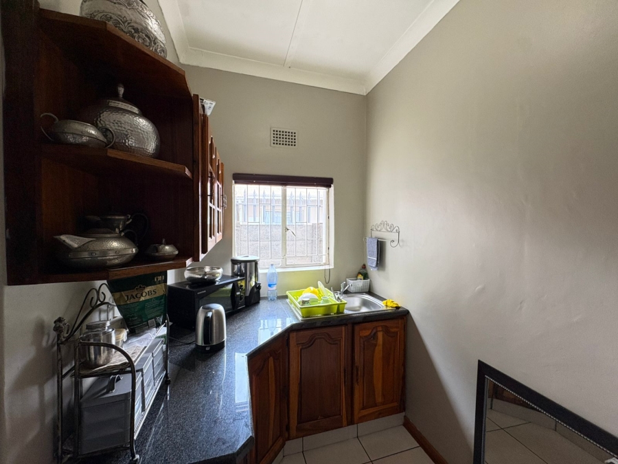 6 Bedroom Property for Sale in Bodorp North West